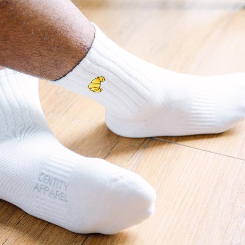 Basic Crew Socks with Croissant Embroidery