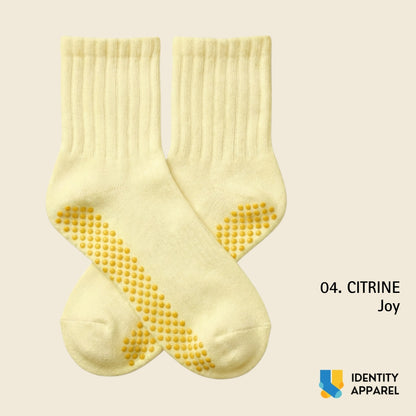 Women's Non-Slip Grip Socks for Yoga, Pilates & Barre | The Crystal Edit