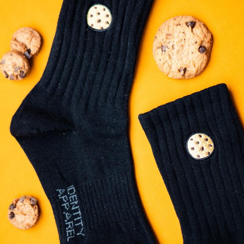 Basic Crew Socks with Cookie Embroidery